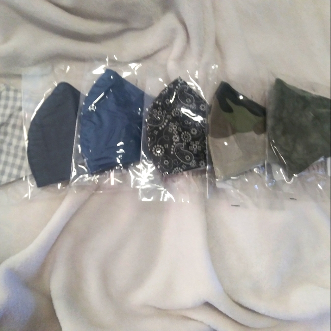 6 Brand New Mask